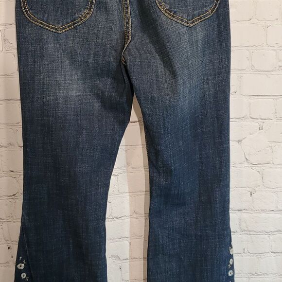 Wrangler embroidered flare leg jeans size 3 - Picture 8 of 13